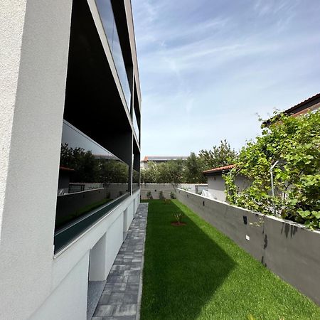 Monachus Apartments Vir Exteriér fotografie